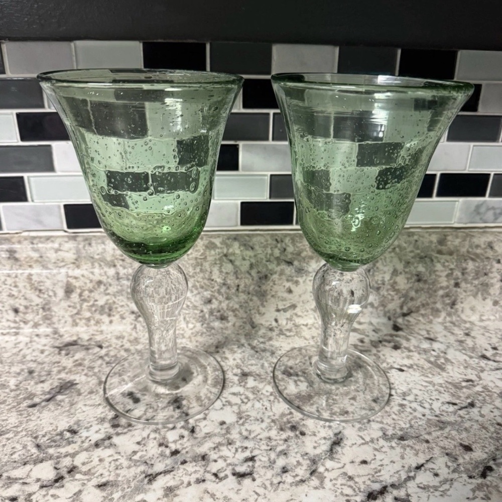 2 Vtg Artland Glass Goblets Iris Sage Green Bubble – Hand Blown Wine Glasses